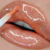 🍑 Juicy – High Gloss Plumping Lip with SPF - SHEGLITTARY🍑 Juicy – High Gloss Plumping Lip with SPFSHEGLITTARY